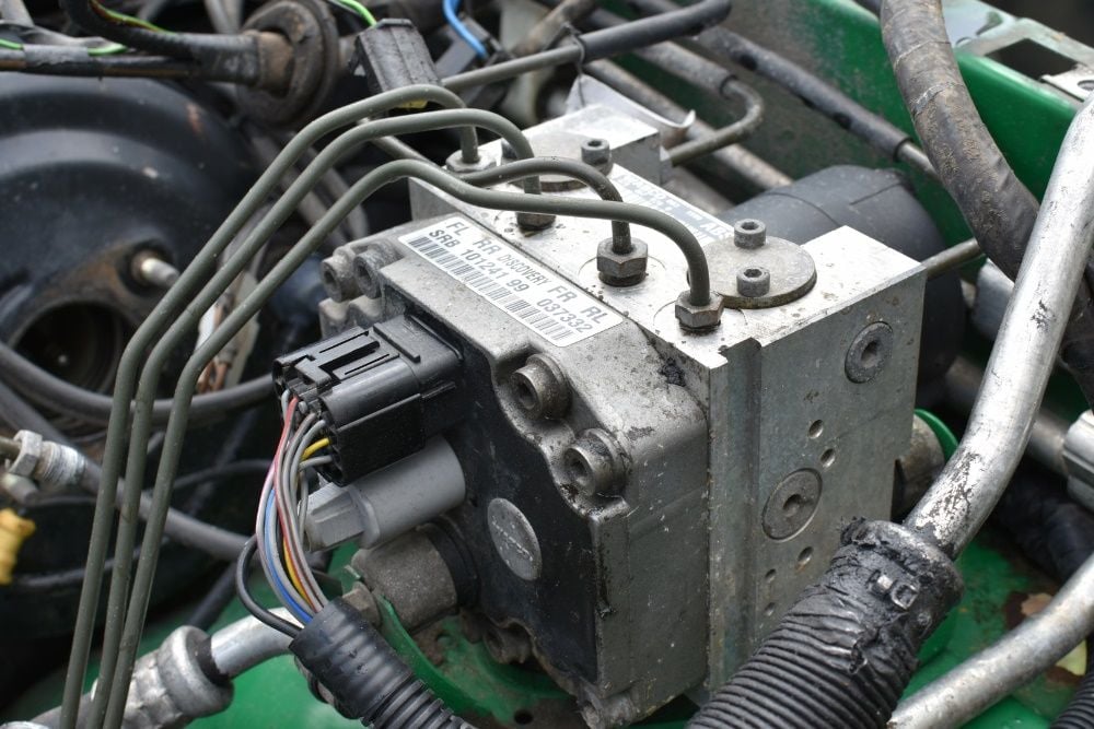 Pompa Sterownik ABS Land Rover 2,5 TD5 Defender / Discovery 2 99r.-05r