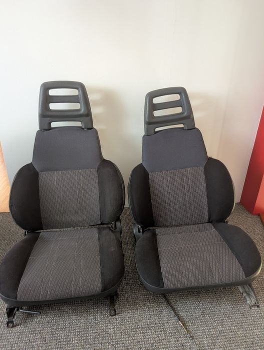 Suzuki Samurai sj413 sj410 fotele przednie