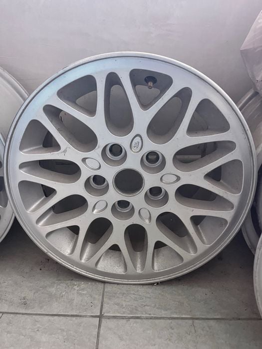 Felgi aluminiowe 15x7J Jeep cherokee 4szt