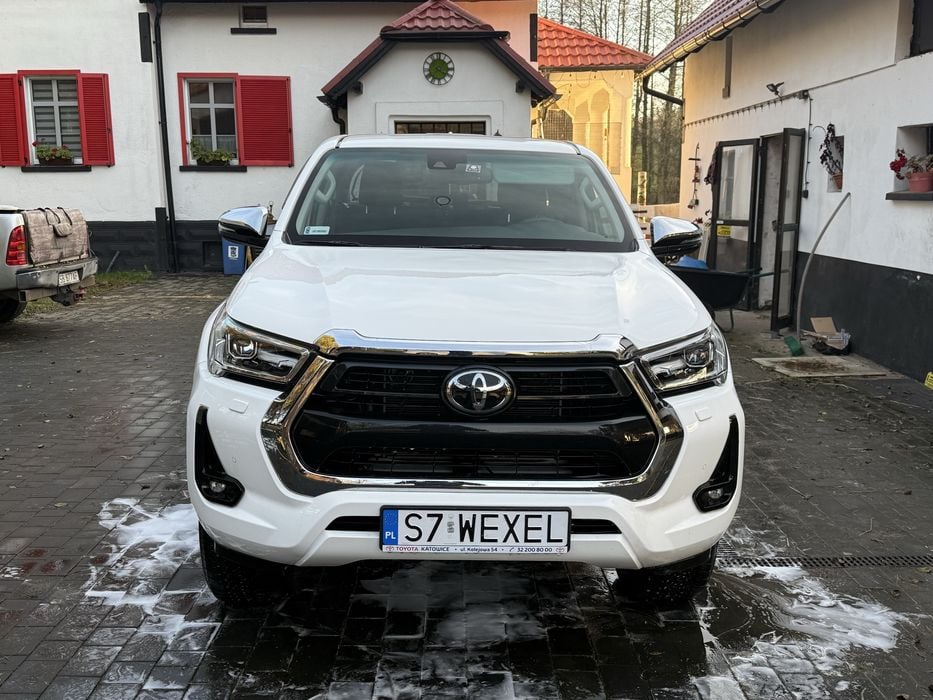 CESJA Pickup Toyota Hilux 2022 GWARANCJA