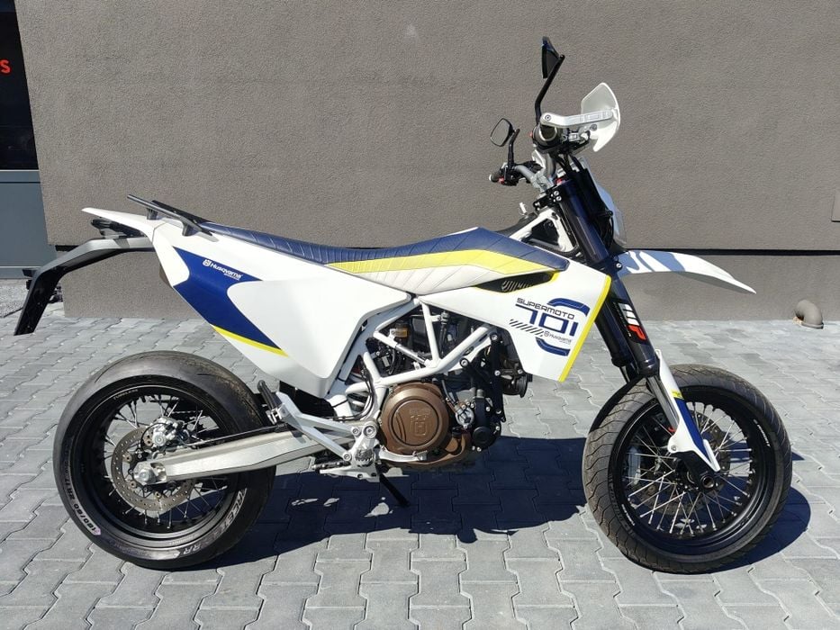 Husqvarna 701 ABS TC Supermoto SM701 * RATY * Transport