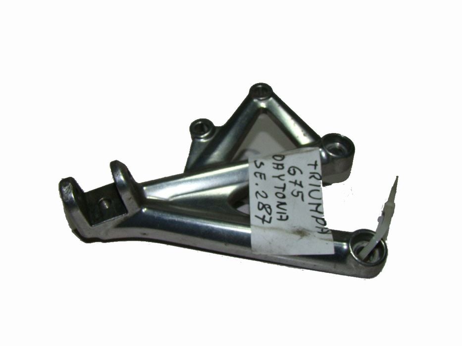 SET SETY PODNÓŻEK TRIUMPH 675 DAYTONA