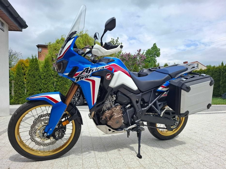 Honda CRF 1000 L Africa Twin niski przebieg, manual, oryginał, kufry, bezwypadkowy