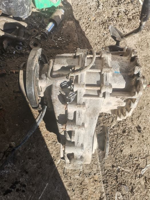 NISSAN PATROL Reduktor Skrzyni biegów  GR Y61 2,8 TDi
