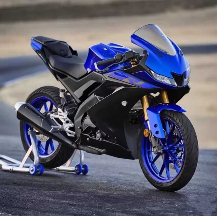 Yamaha YZF-R  2023 r na części