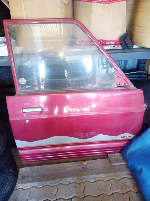 Drzwi Nissan Patrol y60 3d prawe