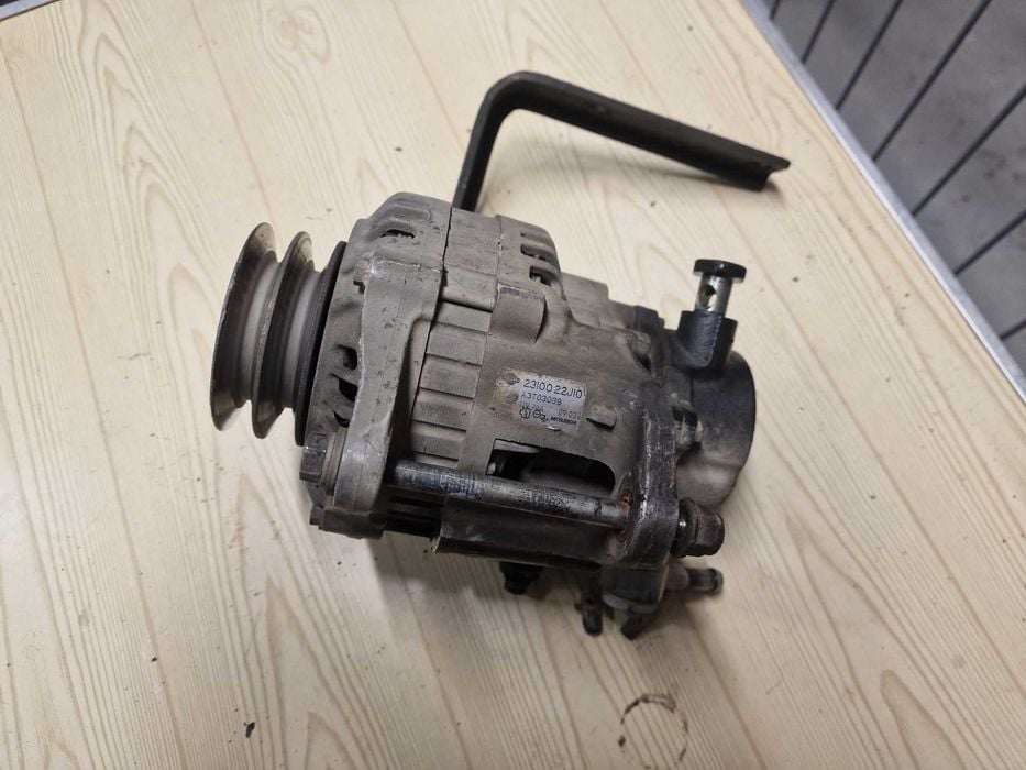 Alternator Nissan Patrol y60 2.8