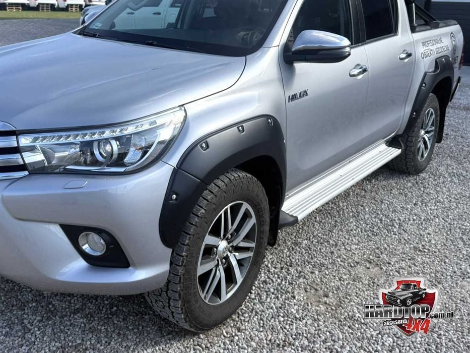 Poszerzenia Nadkola Błotników Toyota HILUX 2015+