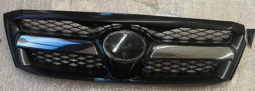 Atrapa grill Toyota Hilux Hi-lux 05-07