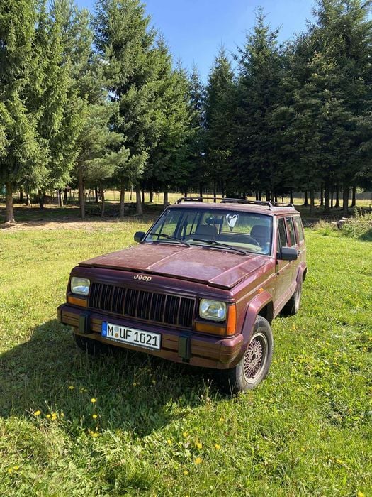 Jeep Cherokee XJ 4.0 limited - benzyna / automat