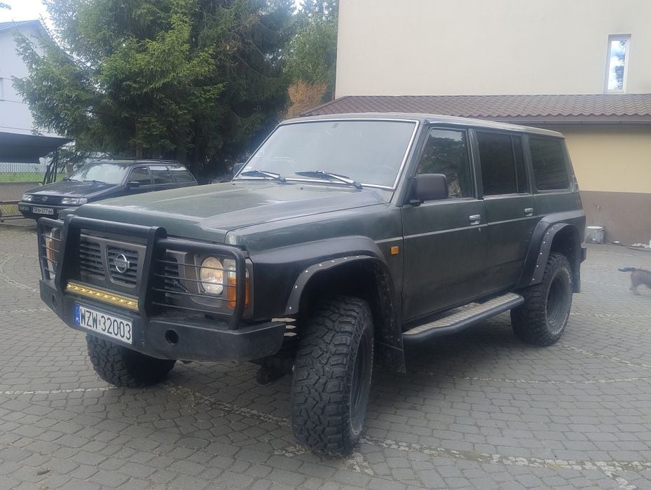 Nissan Patrol Y60