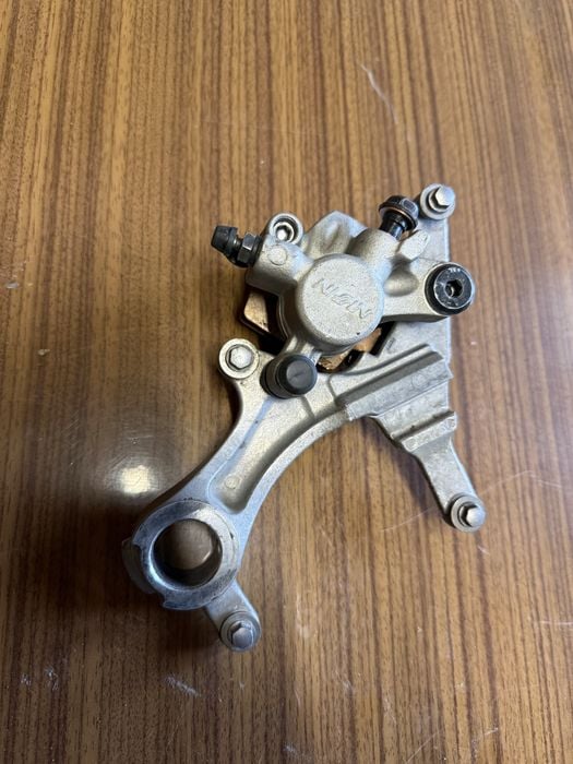 Zacisk hamulcowy tył KXF/KX 250  z 2012r