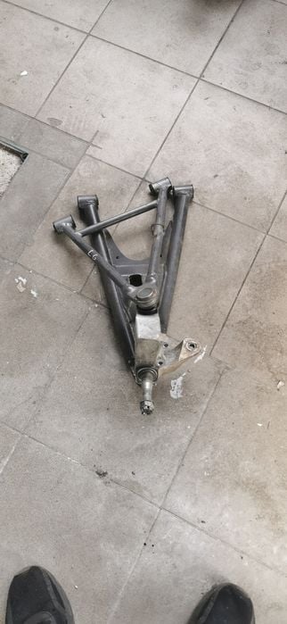 Wahacz lewy górny lub dolny Kawasaki kfx 700