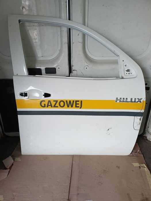 Drzwi prawy przód prawe przednie Toyota Hilux 15- 4 drzwiowy 4D