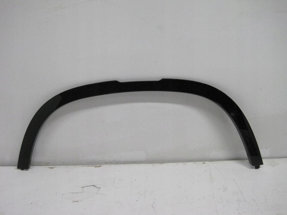 NAKŁADKA BŁOTNIKA PRZÓD LEWA LAND ROVER DEFENDER L8B2-16A075-BX