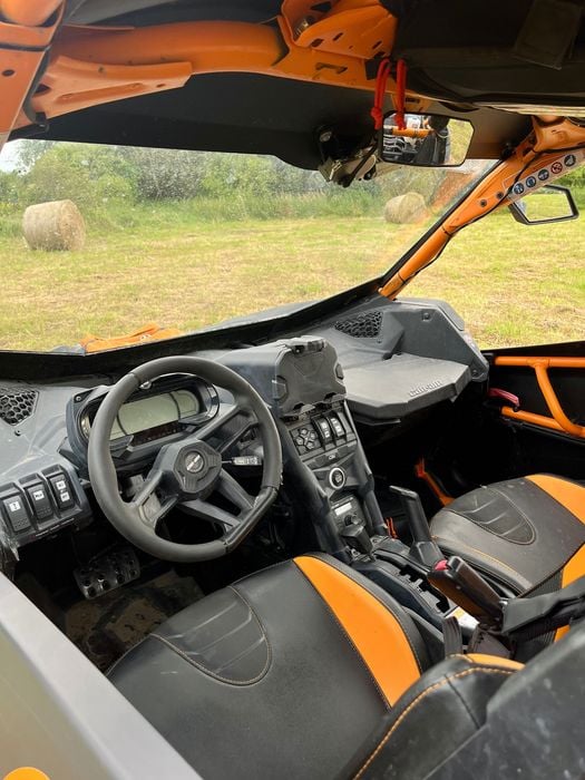 Can am maverick x3 turbo xrc