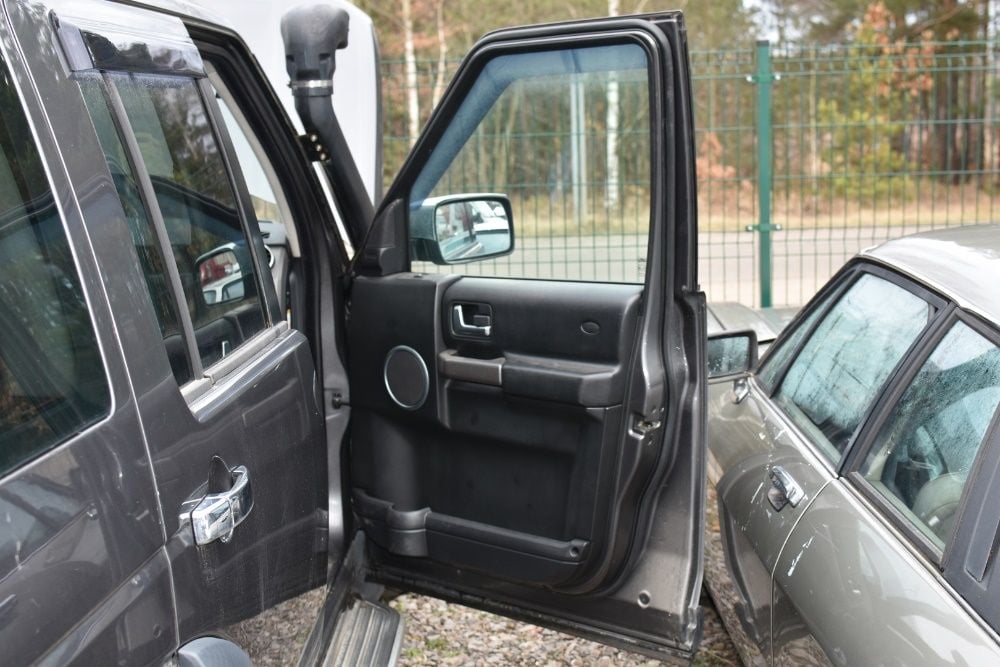 Zamek drzwi prawy przód/tył Land Rover Discovery 3 Centralka EU