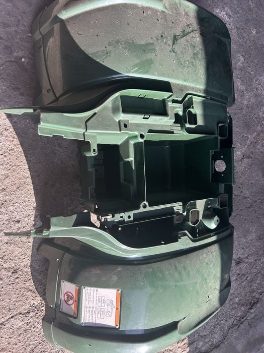 Błotnik tył nadkole plastik Yamaha Grizzly 660