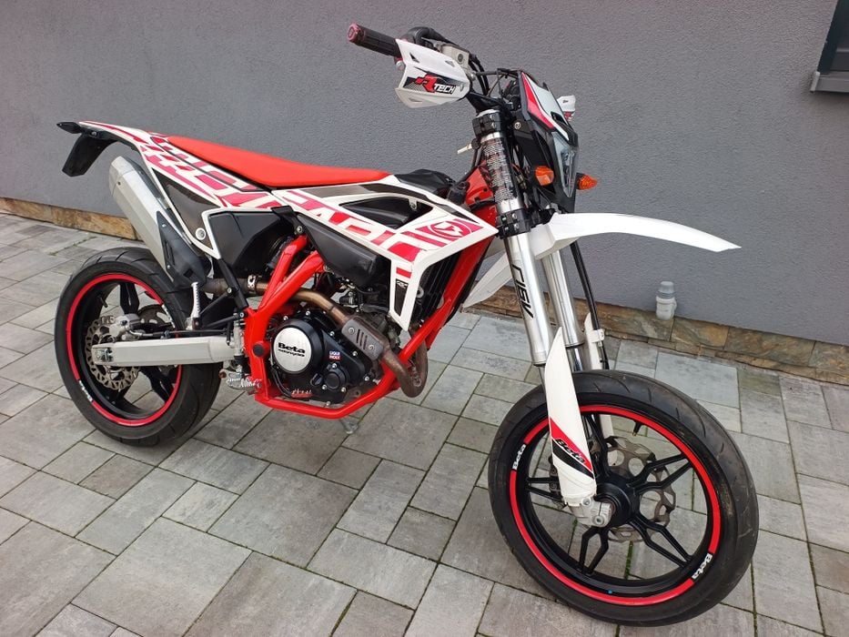 Beta rr 125 r2023 LED kat.B