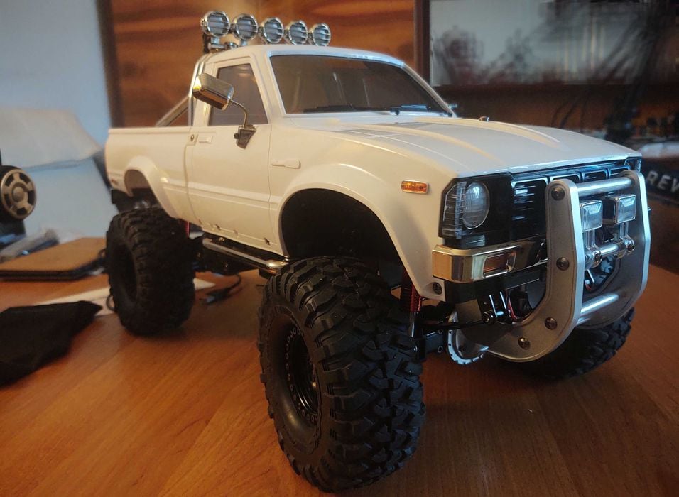 Toyota Hilux High-Lift 4x4 Kolejna Adaptacja cenionego modelu TAMIYA