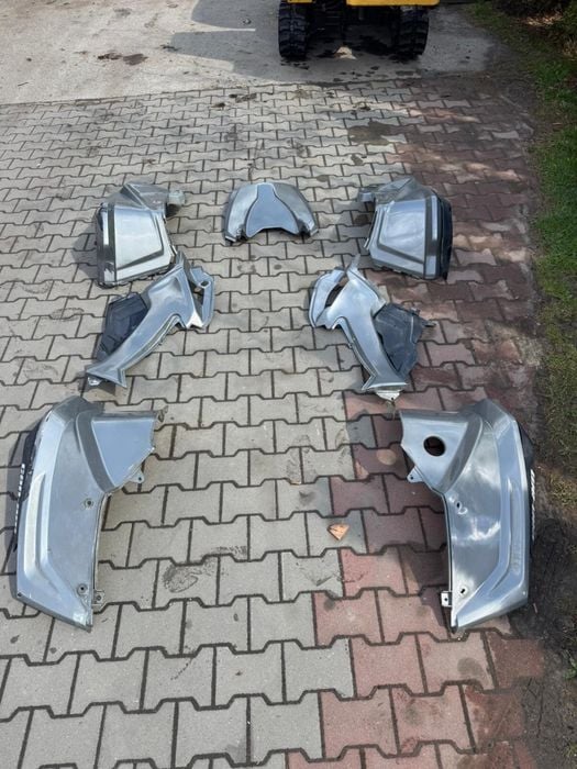 Komplet plastików Can-Am Outlander g2