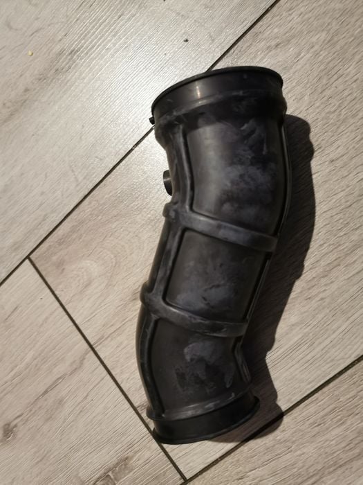 Yamaha raptor 660 króciec guma airbox dolot prawy