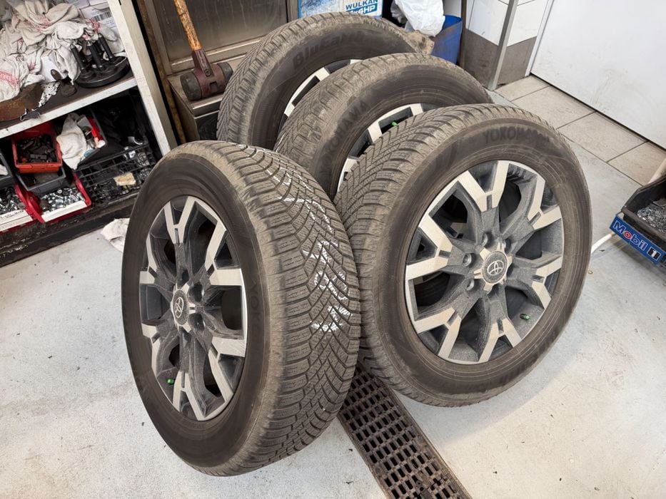 Koła zimowe R20 265/60 Toyota Land Cruiser oryginalne