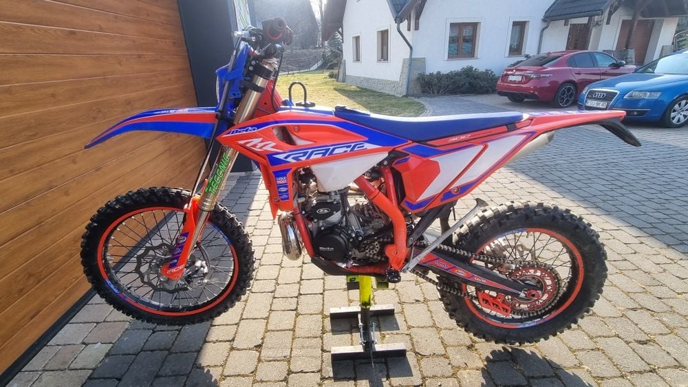 BETA  300rr RACE