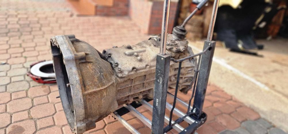 Skrzynia biegów Nissan Patrol 3.0 diesel manual kryza m57 sprzęgł swap