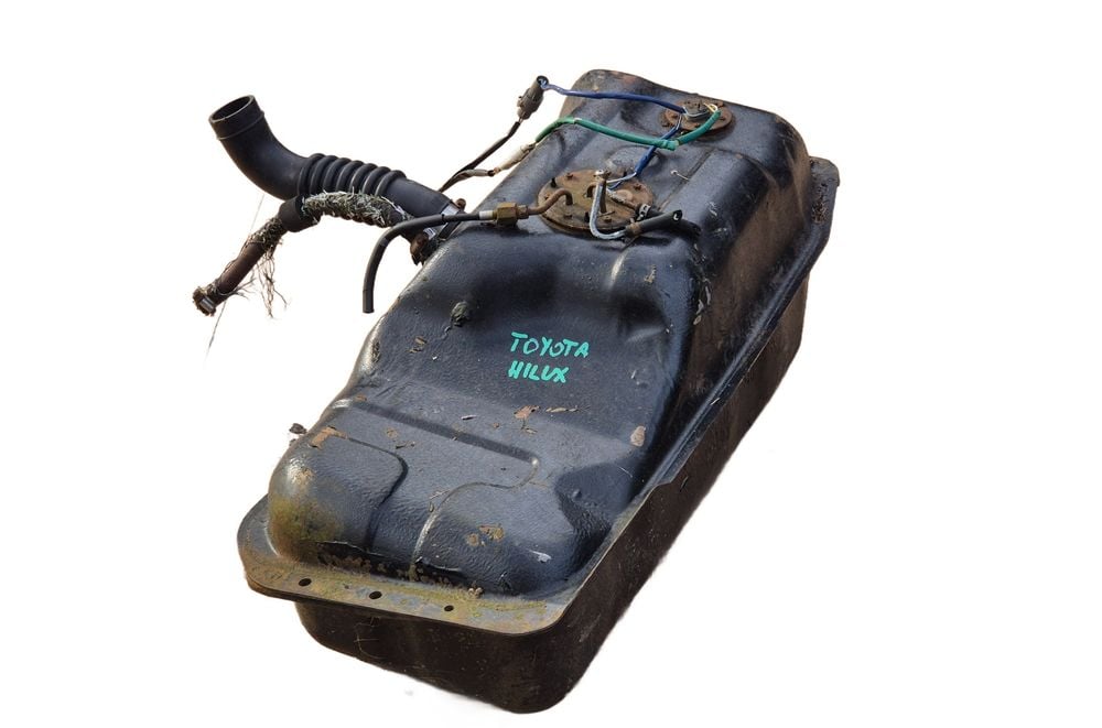 Bak zbiornik paliwa Toyota Hilux 7⁠7⁠1⁠0⁠0⁠3⁠5⁠3⁠2⁠0 NOWE