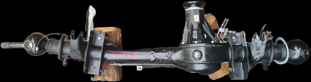 Suzuki Jimny IV 1.5 22r most dyfer przód W15F belka zawieszenia