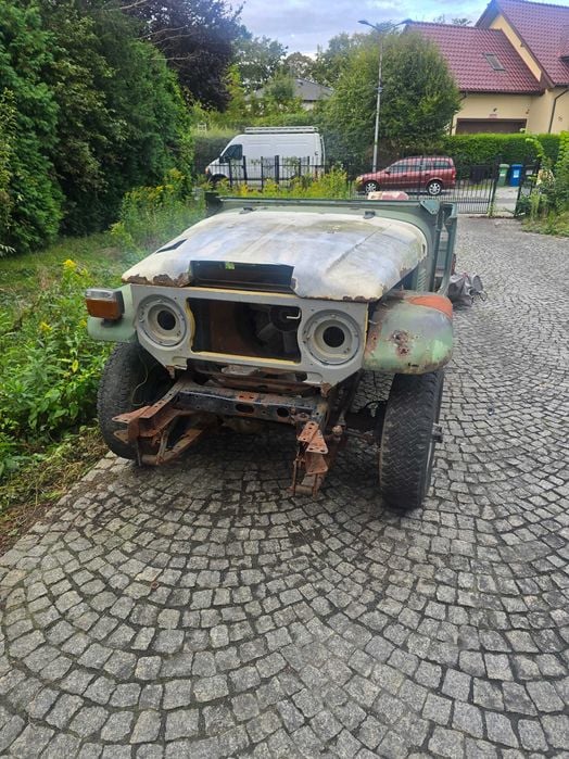 samochody na części Toyota Land Cruiser BJ 40  BJ 42