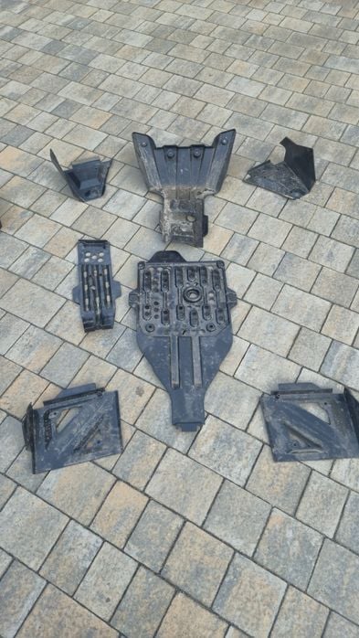 Osłony  Kawasaki Brute Force 750