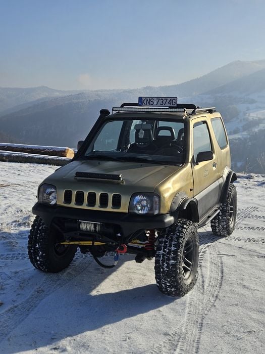 Suzuki Jimny 4x4 offroad
