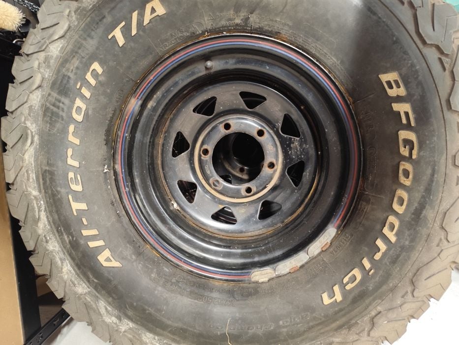 Koła stalowe nissan patrol 33 cale bfgoodrich all-terrain t/a