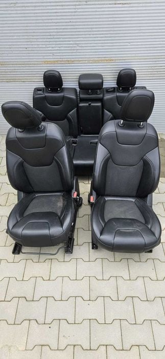 fotele kanapa komplet tapicerka Jeep Cherokee KL 19r