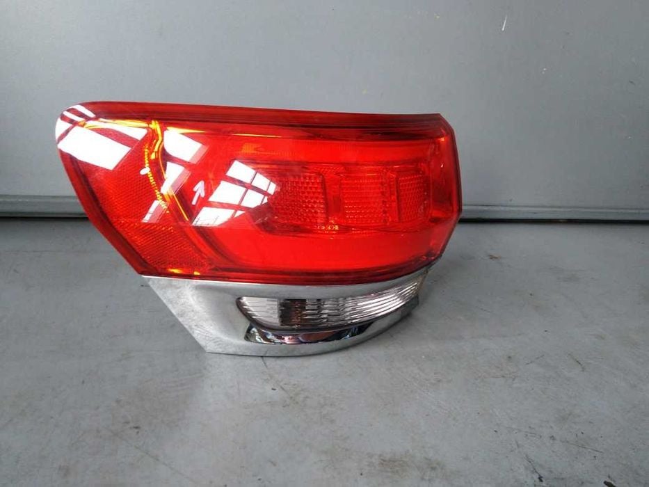 Jeep Grand Cherokee IV Światło Tylne Prawe Led