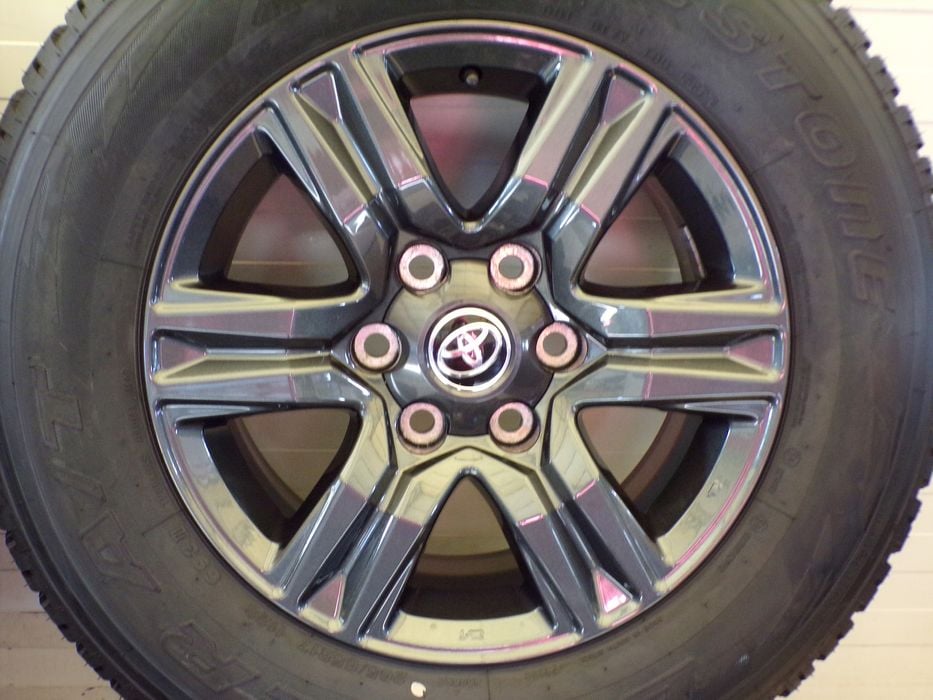 felgi aluminiowe toyota land cruiser 17 6x139,7 et30 nowe