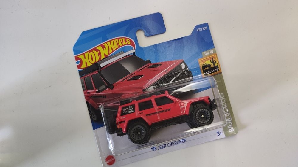 Hot wheels 95 Jeep Cherokee
