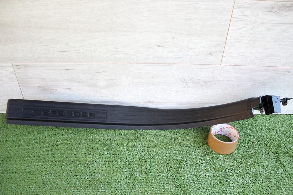 listwa progowa lewa land rover defender ii l663 l8b2-13201-a