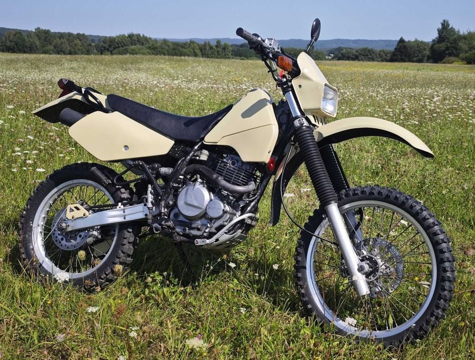 Suzuki DR 350 wersja z rozrusznikiem