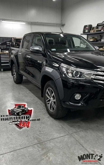 Poszerzenia Nadkoli  Fender Flares- Toyota Hilux Revo  2015 - 2021