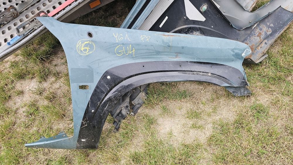 Nissan Patrol y61 GU4 błotnik prawy przód
Błotnik prawy przód.