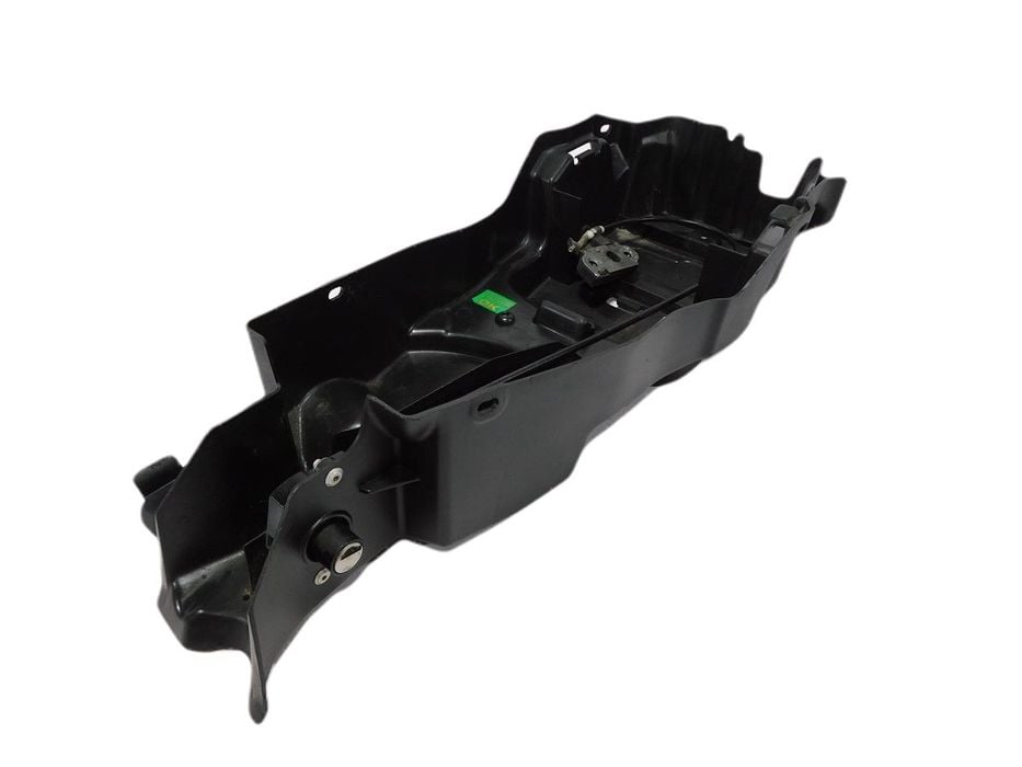 NADKOLE BŁOTNIK TYŁ PLASTIK TRIUMPH STREET TRIPLE 675 R 08-12