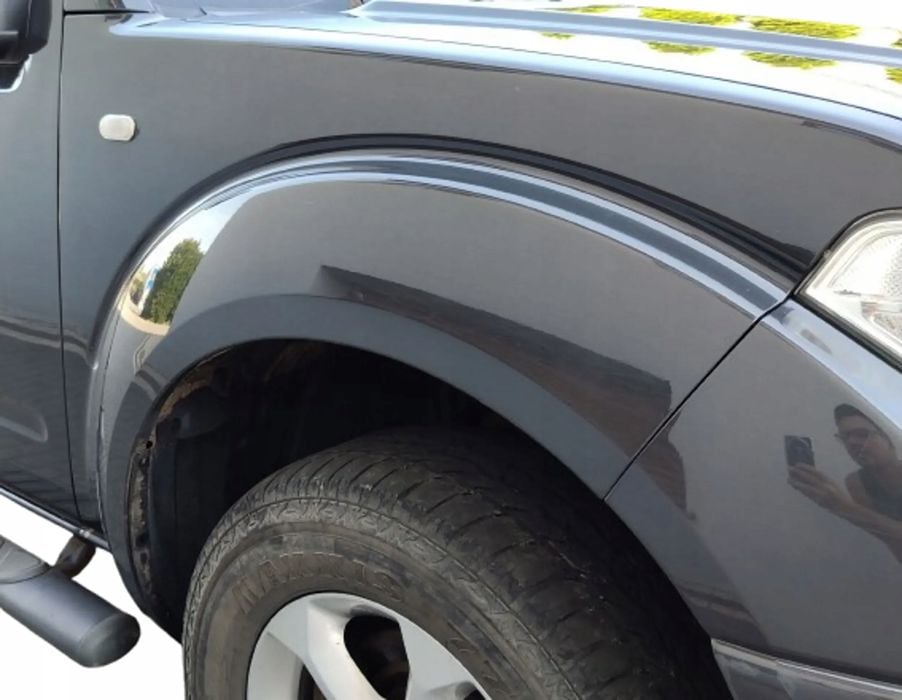 nissan navara d40 błotnik prawy przedni z kierunkowskazem prawy przód