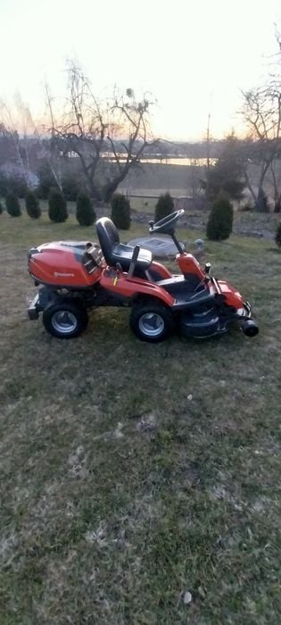 Husqvarna rider r214tc