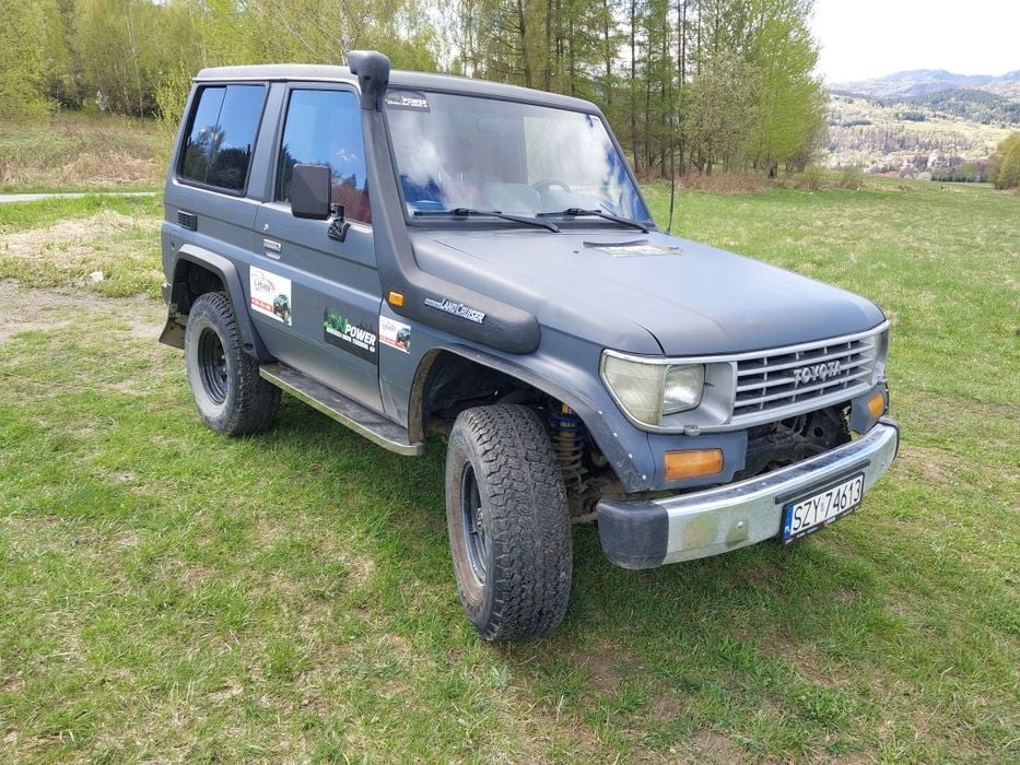 Toyota land cruiser 70