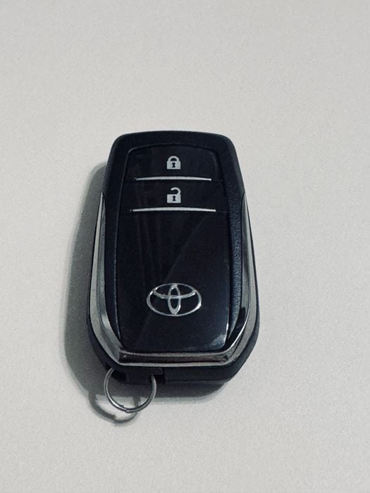 Kluczyk Toyota Hilux AN120 AN130 Super Stan