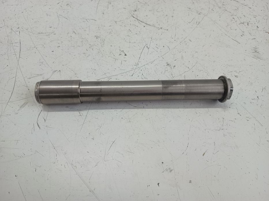 Oś ośka koła przedniego przód 26mm KTM sxf exc-f 250 / 450 Husqvarna
