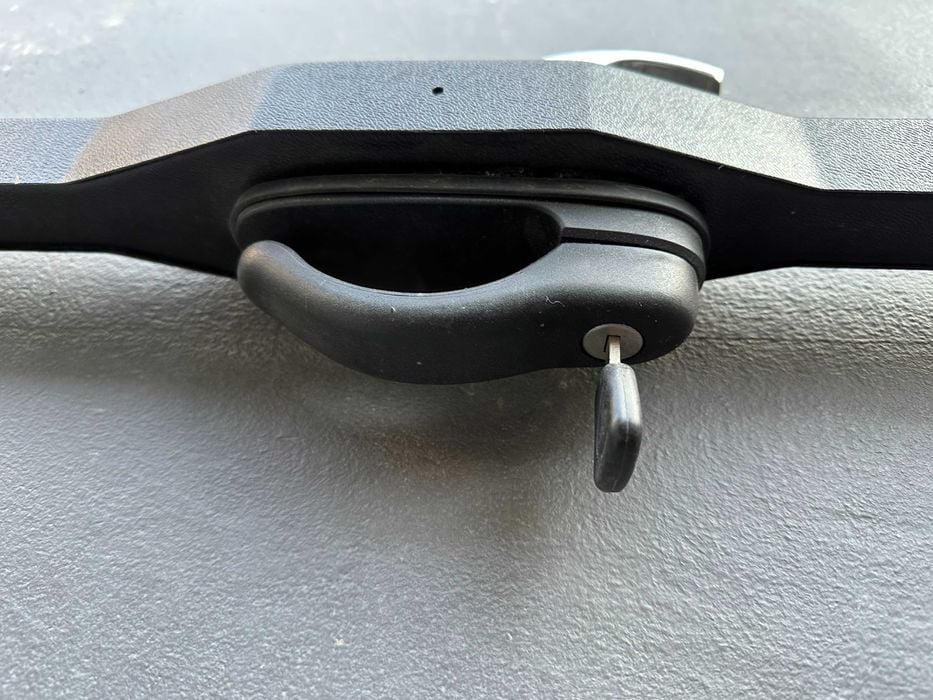 Klamka Zamek Tylnej Klapy Zabudowy Nissan Navara Pick Up Bielsko